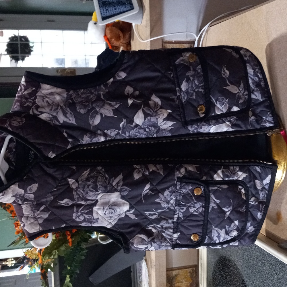 Girls floral vest